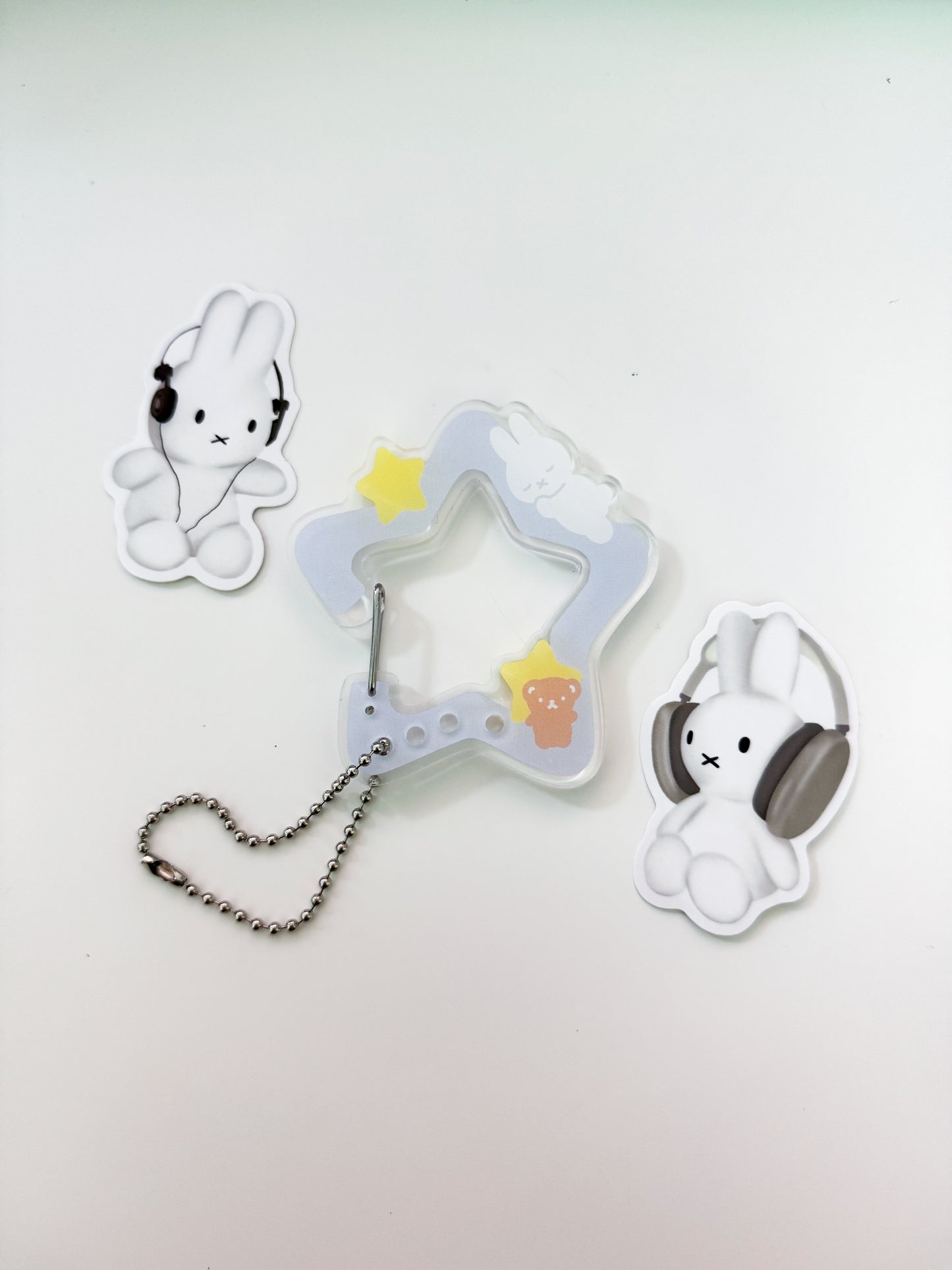 Sleepy Bunny Trinket Carabiner